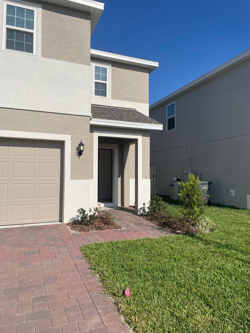 House for rent at 1120 Myrtle Hammock Lane, Davenport, FL 33837