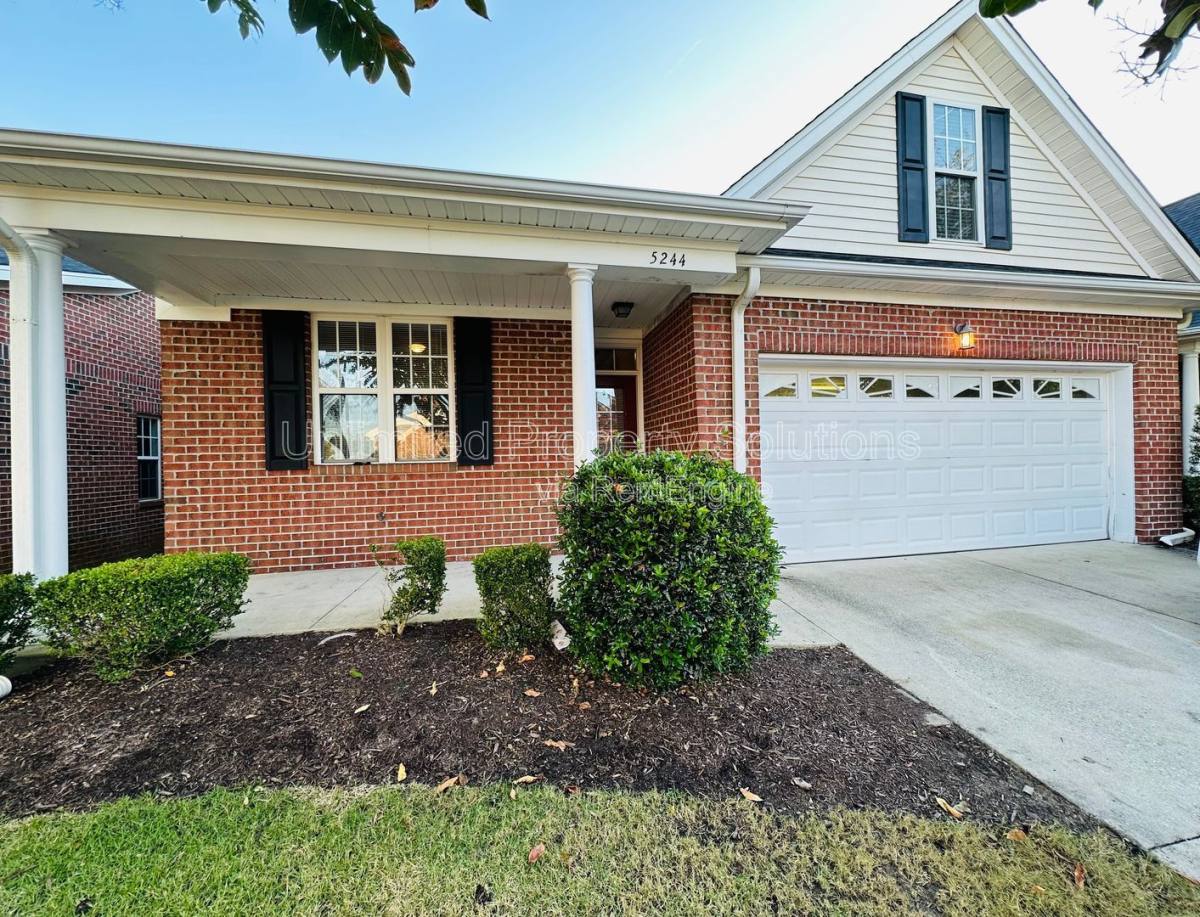 Townhouse for rent at 5244 Christian Dr, Wilmington, NC 28403