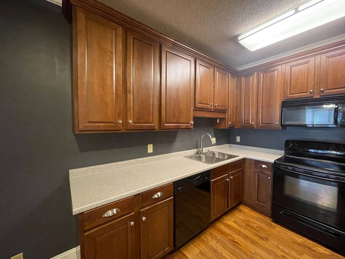 Condo for rent at 175 Corbin Ave, Macon, GA 31204