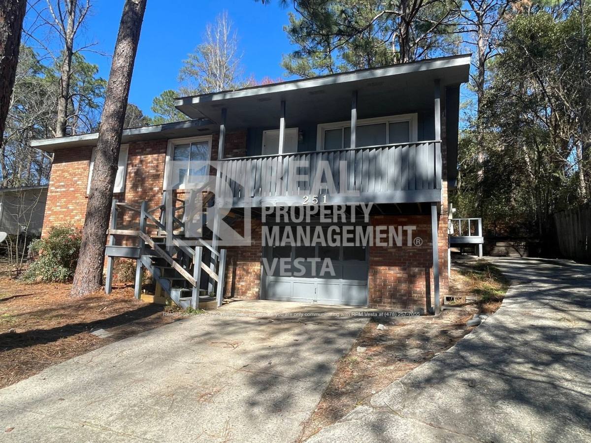 House for rent at 251 Randy Circle, Warner Robins, GA 31088