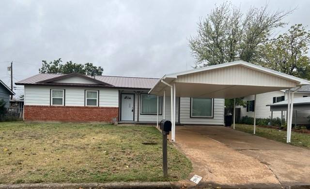 House for rent at 201 Oak St, Elgin, OK 73538