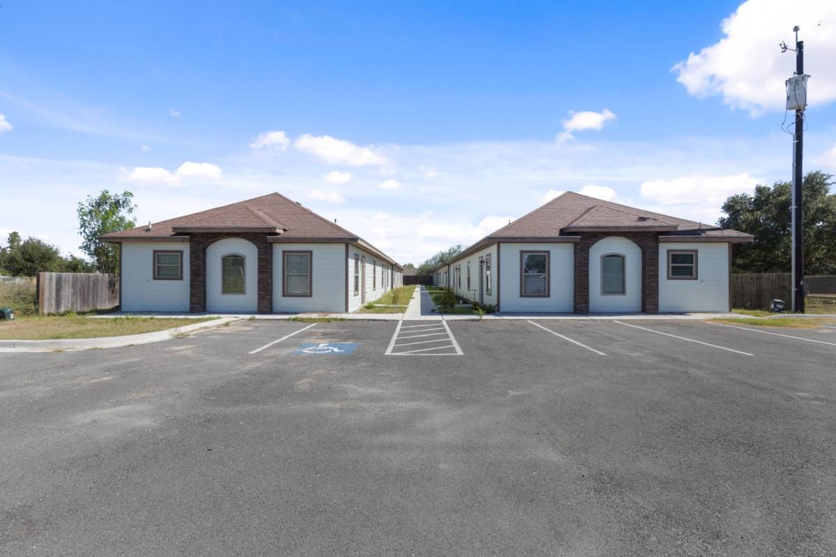Apartment for rent at 340 Eva St #8, Elsa, TX 78543