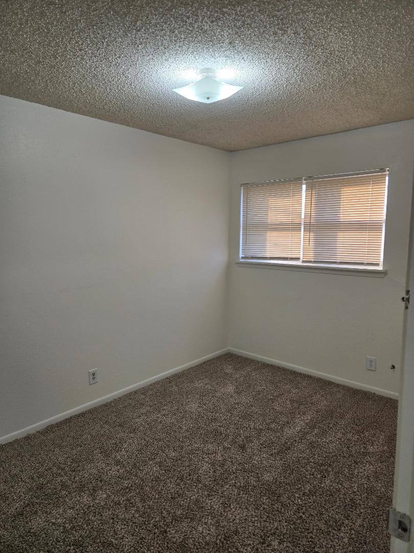 Townhouse for rent at 127 Regency Ave #D, Victoria, TX 77904