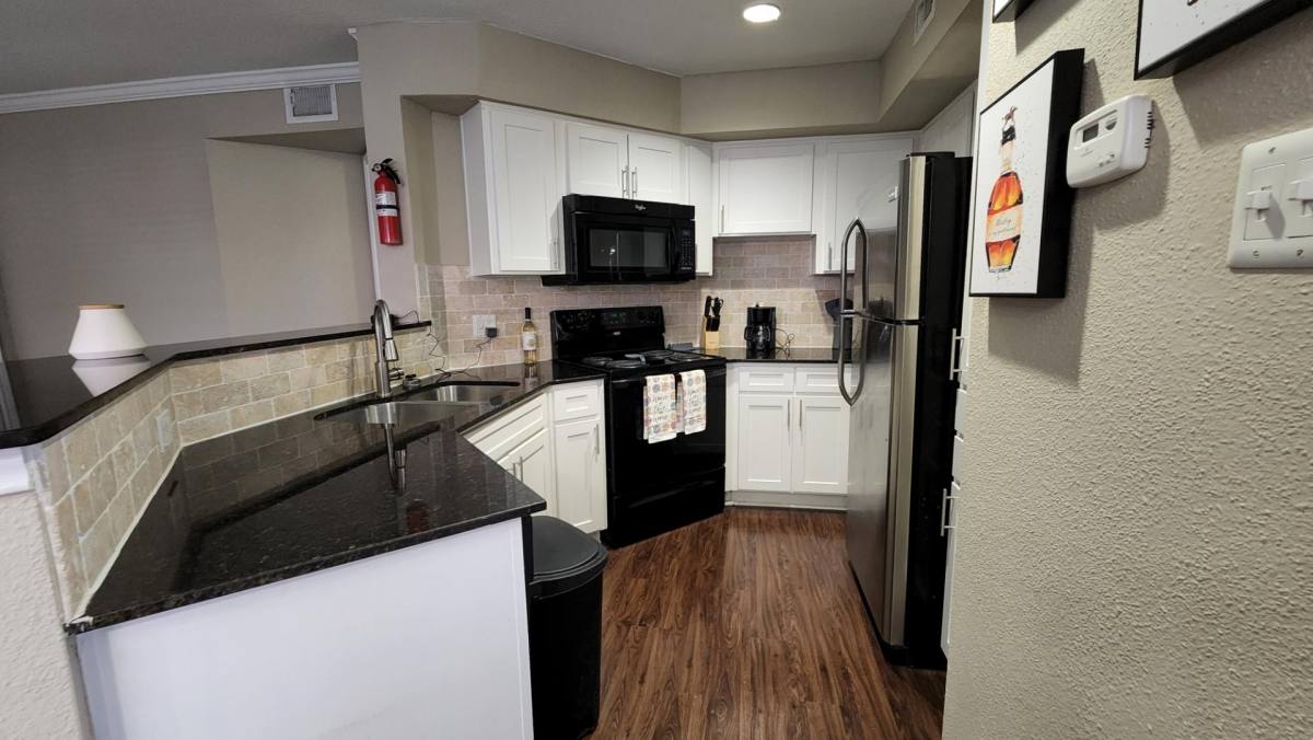 Apartment for rent at 7200 Almeda Rd #719-FURNISHED In Nrg, Houston, TX 77054