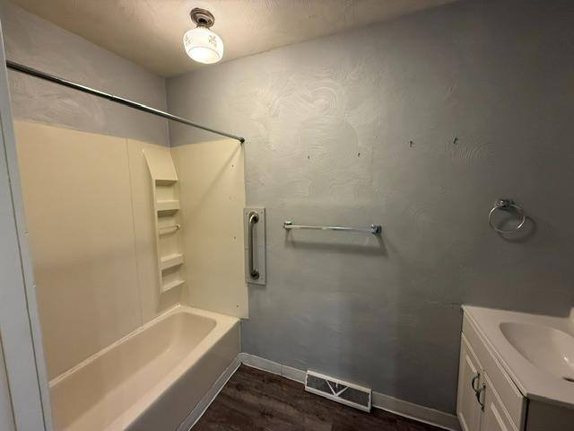 Apartment for rent at 925 Broadway Ave #A, East Butler, PA 16029