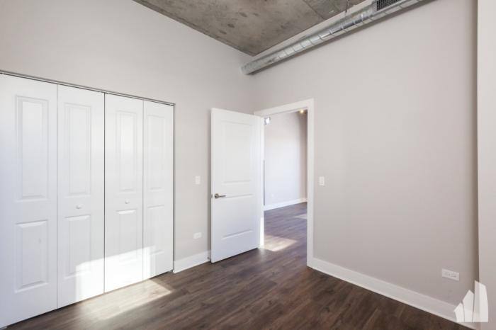 Apartment for rent at 3833 N Broadway St #215, Chicago, IL 60613