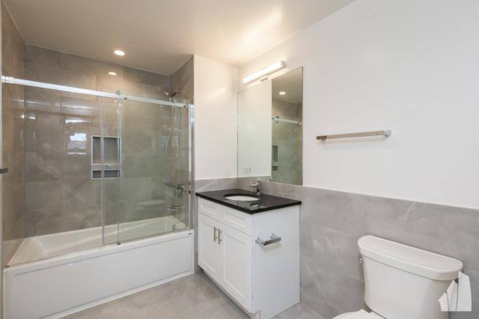 Apartment for rent at 3833 N Broadway St #215, Chicago, IL 60613