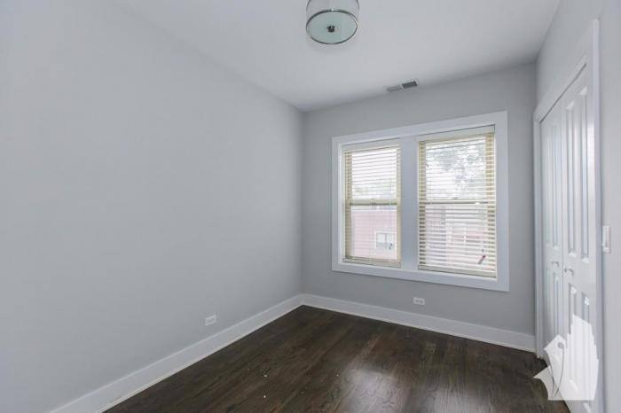 Apartment for rent at 3915 N Janssen #3W, Chicago, IL 60613