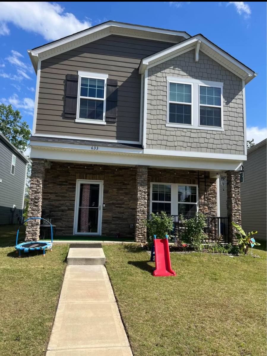 House for rent at 633 Cranford Dr, Pineville, NC 28134