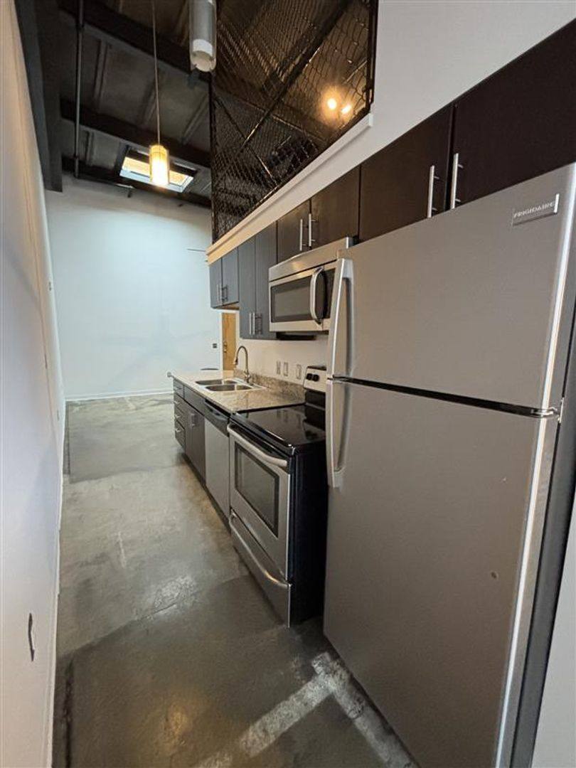 Apartment for rent at 360 Stockton St, Richmond, VA 23224