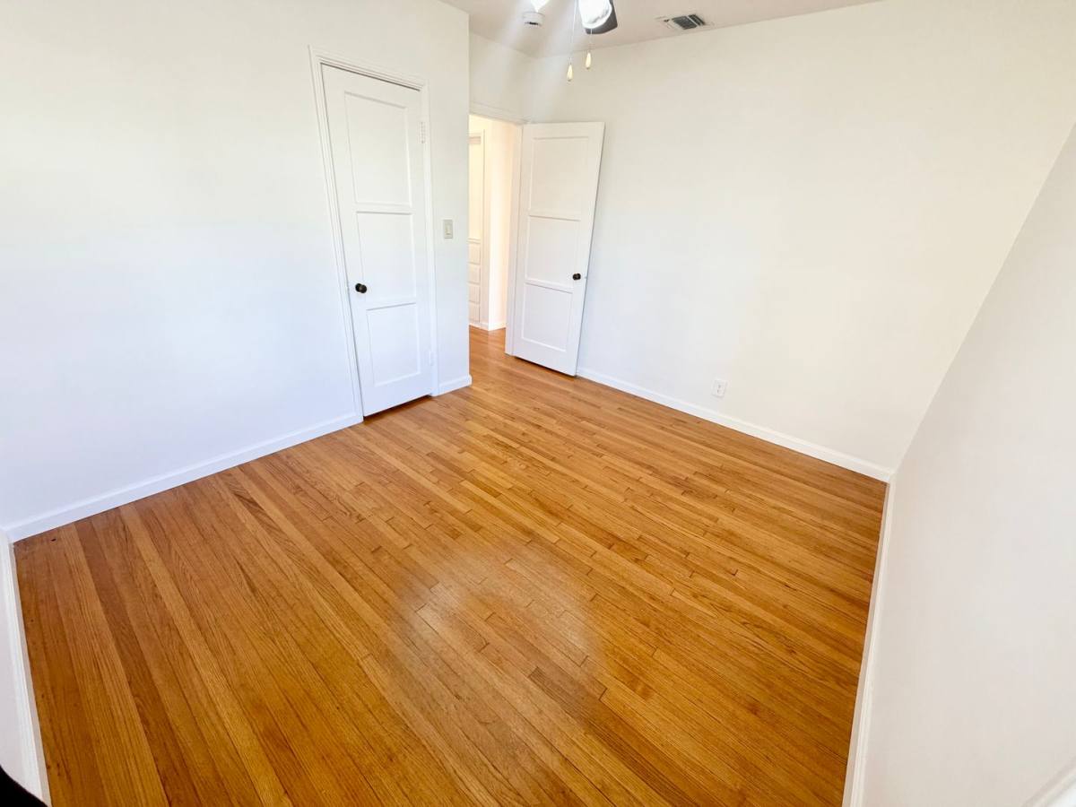 Apartment for rent at 1508 - 1512 W Huntington Dr, Alhambra, CA 91801