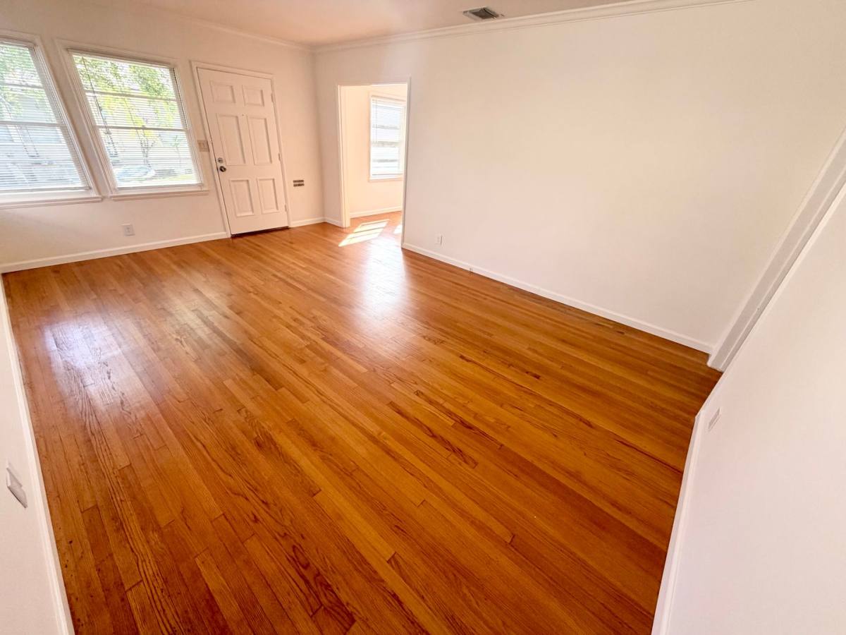 Apartment for rent at 1508 - 1512 W Huntington Dr, Alhambra, CA 91801