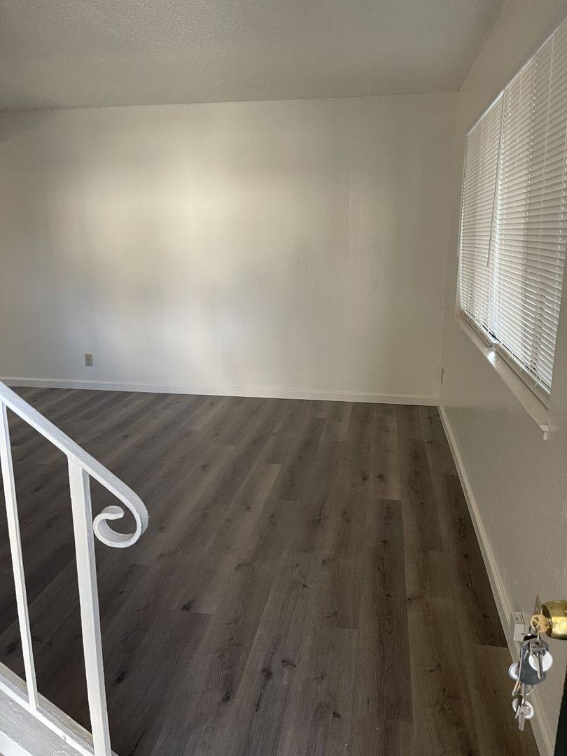 Apartment for rent at 29163 Dixon St, Hayward, CA 94544
