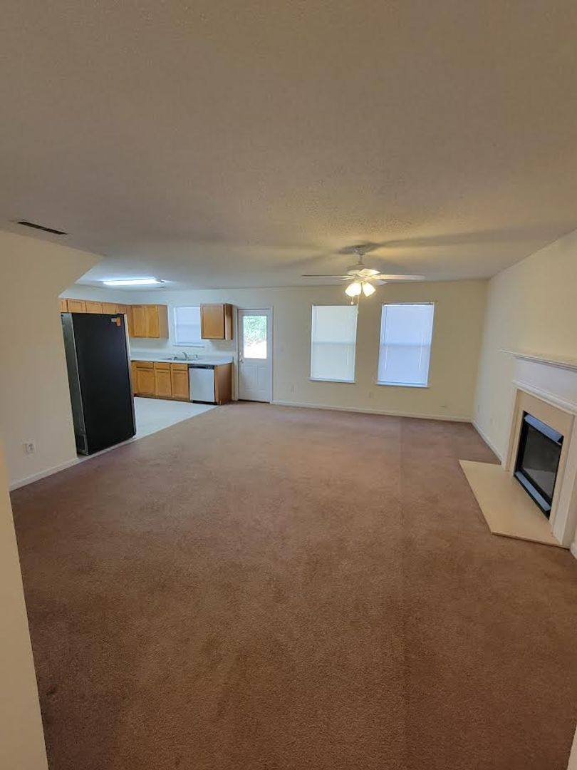 House for rent at 1106 Saint Phillips Court, Locust Grove, GA 30248