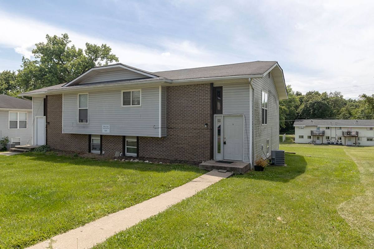 Apartment for rent at 7217 N Moberly Dr, Columbia, MO 65202