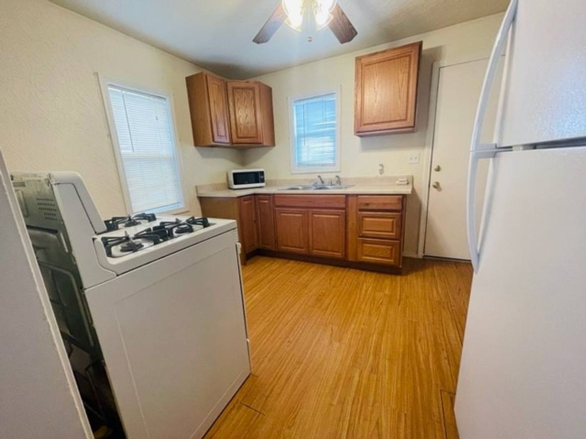 House for rent at 1002 W Deming St, Roswell, NM 88203