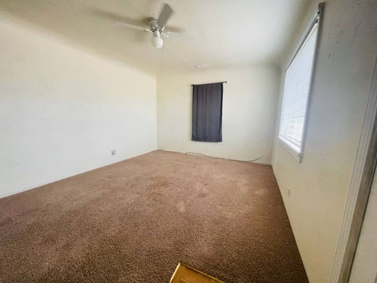House for rent at 1002 W Deming St, Roswell, NM 88203