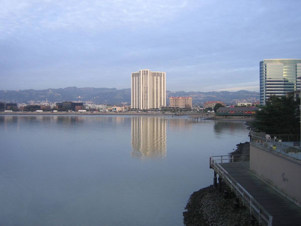 Apartment for rent at 6363 Christie Ave, Emeryville, CA 94608