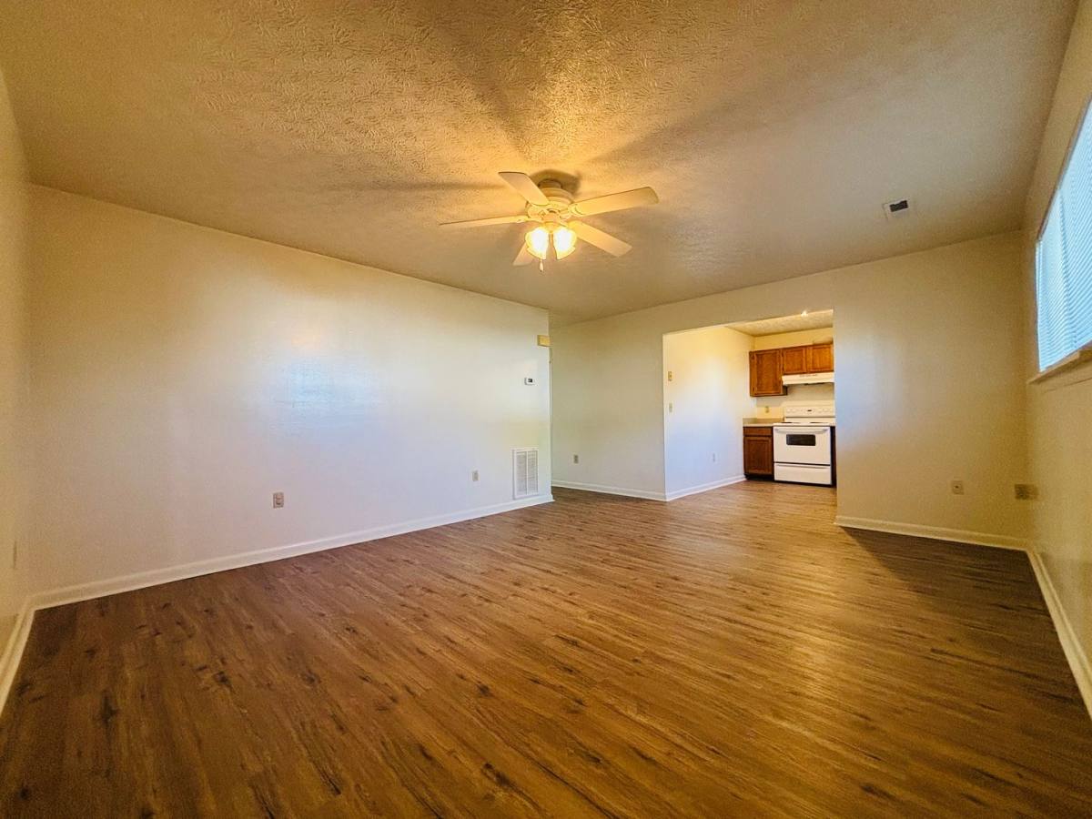 Apartment for rent at 1800 Smith Ave #B, Radford, VA 24141