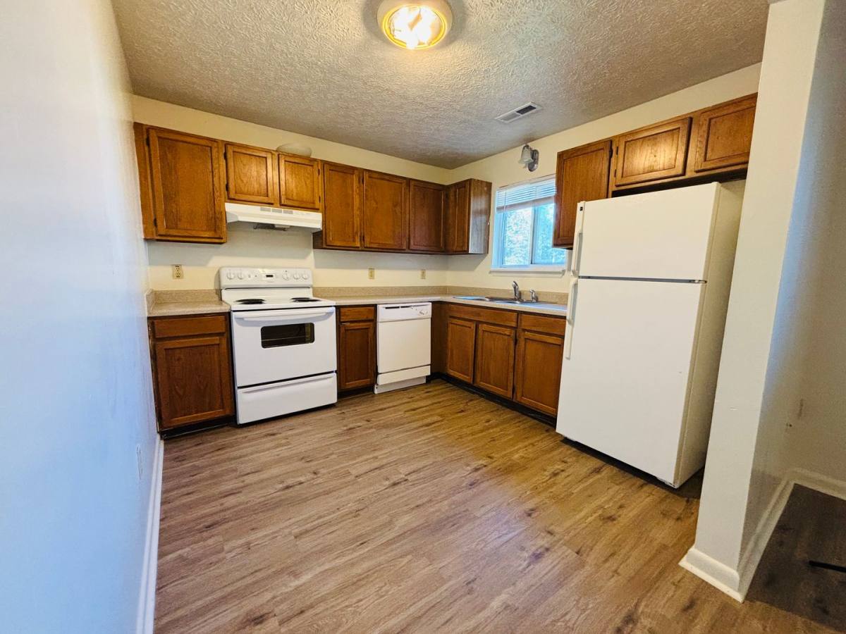 Apartment for rent at 1800 Smith Ave #B, Radford, VA 24141