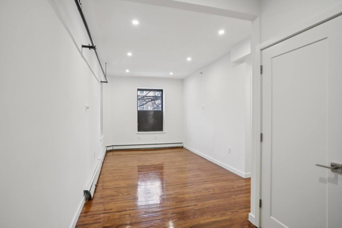 Apartment for rent at 329 Park Ave, East Orange, NJ 07017