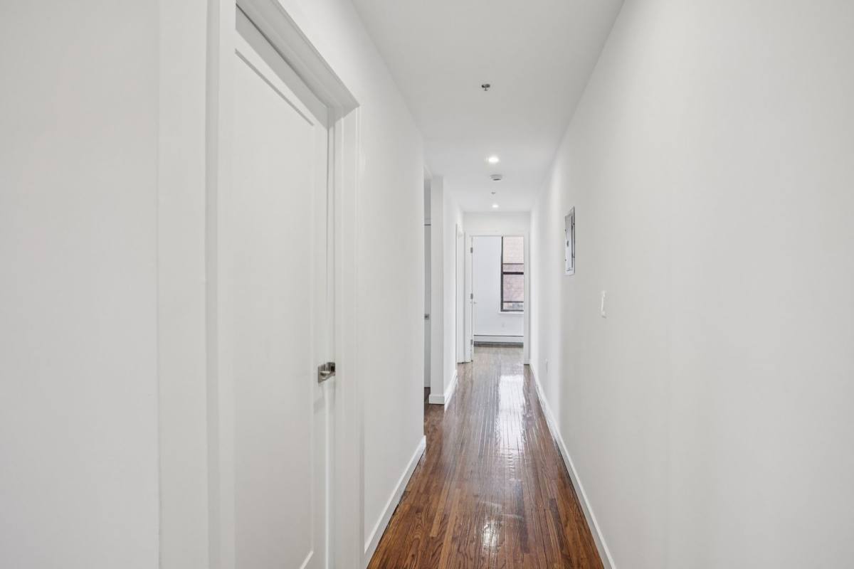 Apartment for rent at 329 Park Ave, East Orange, NJ 07017