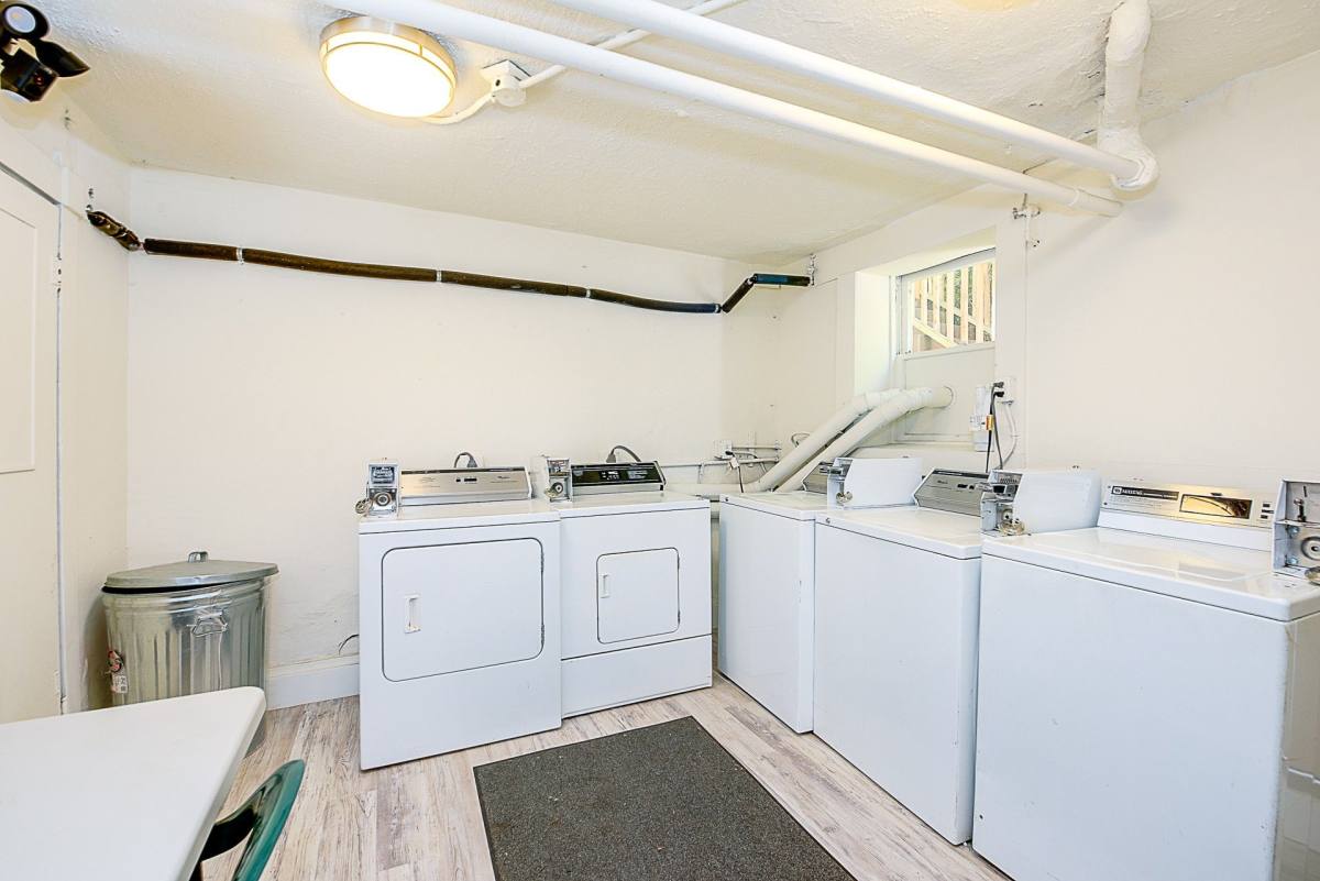 Apartment for rent at 23 W Galer St, Seattle, WA 98119