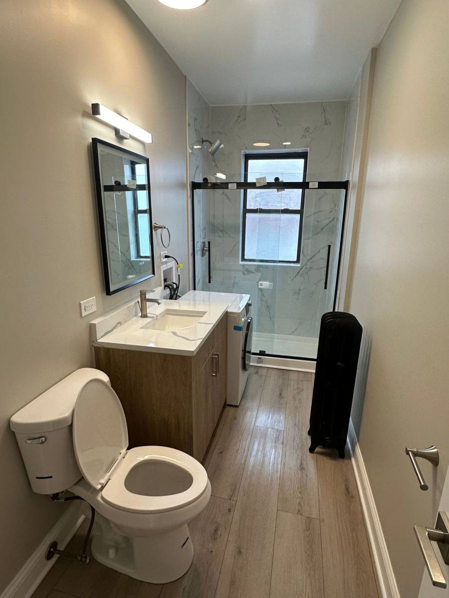 Apartment for rent at 1310-18 W Howard St, Chicago, IL 60626