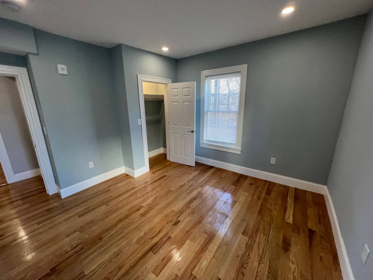 Apartment for rent at 364 Oxford St #6F, Cambridge, MA 02140