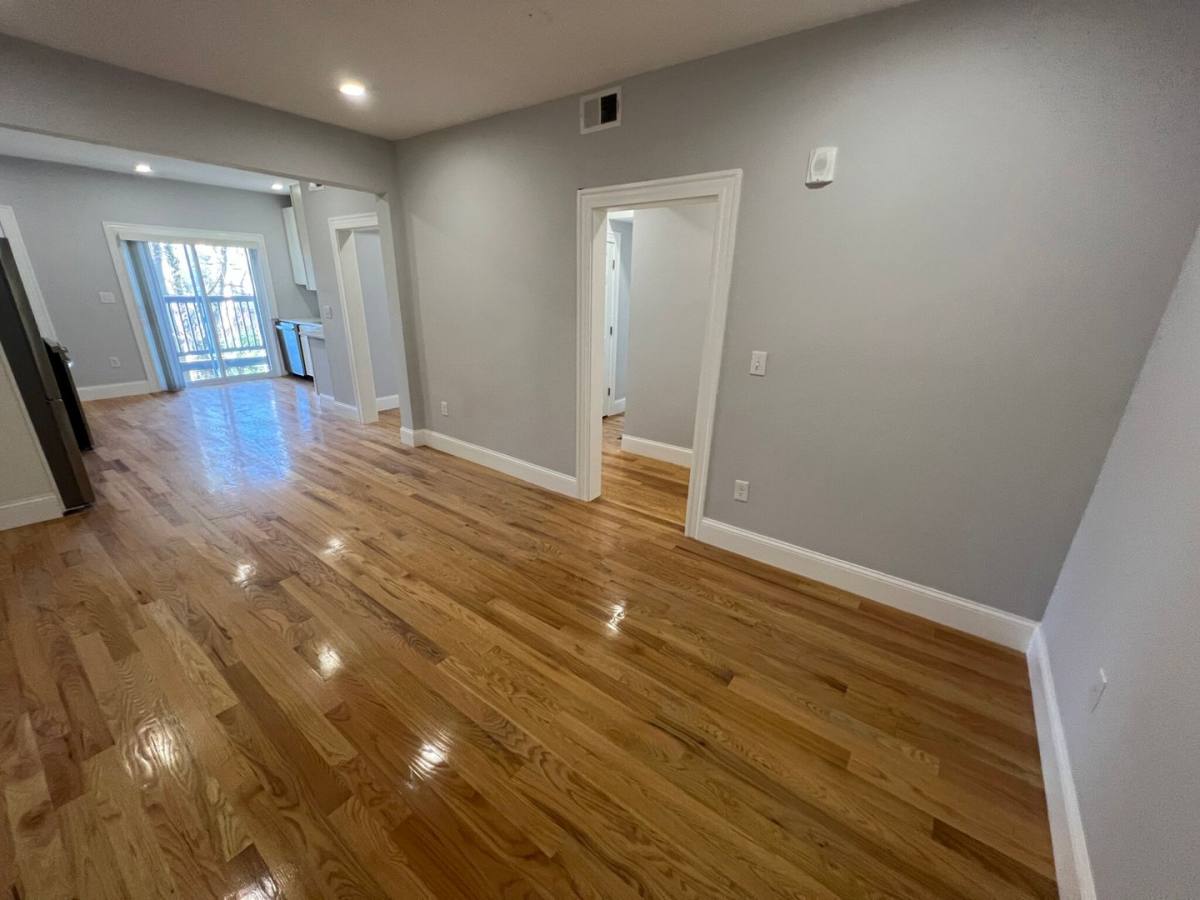 Apartment for rent at 364 Oxford St #6F, Cambridge, MA 02140