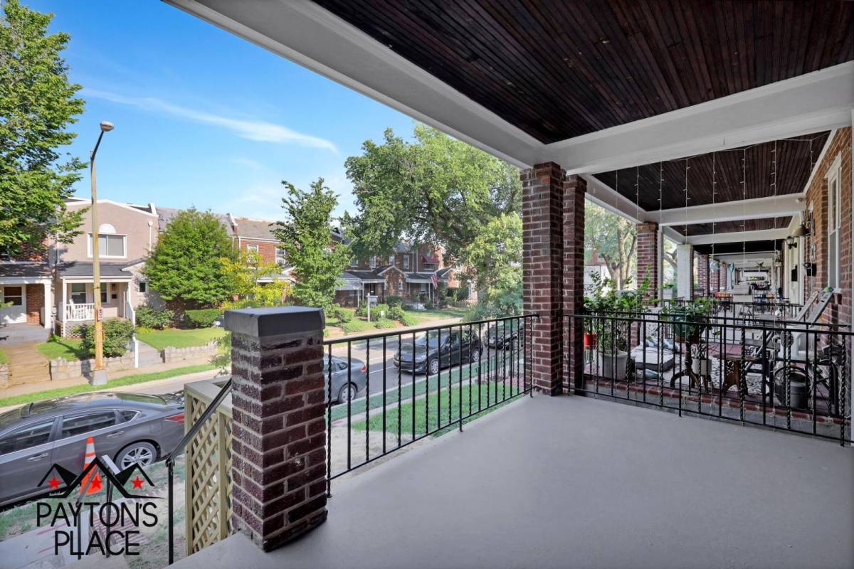 Apartment for rent at 332 19th St NE, Washington, DC 20002