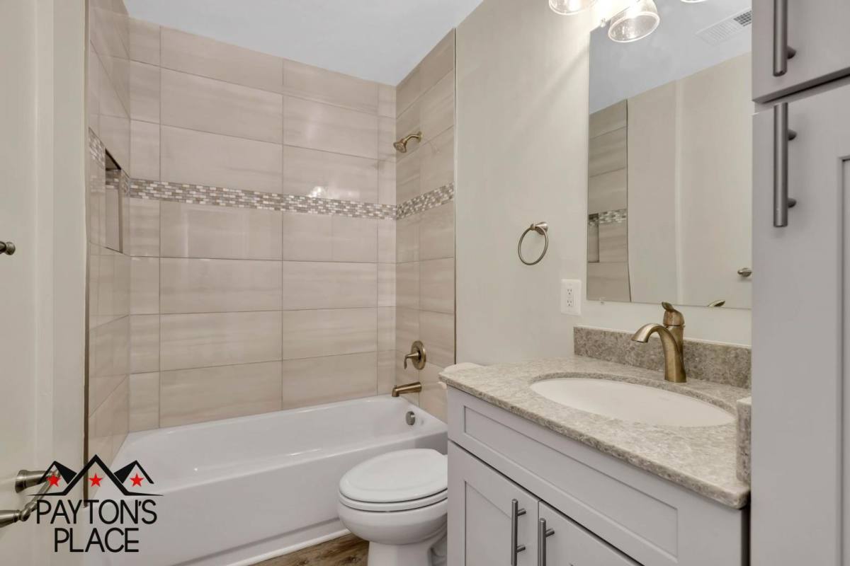 Apartment for rent at 332 19th St NE, Washington, DC 20002