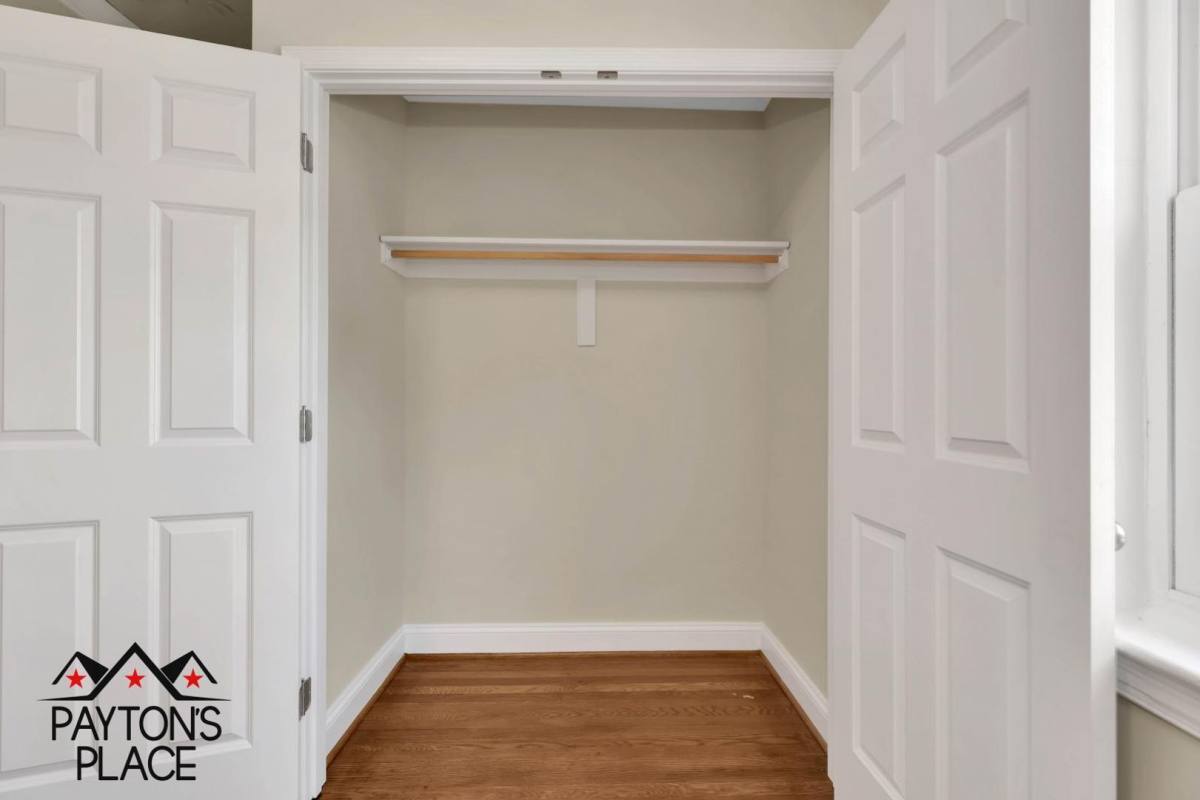 Apartment for rent at 332 19th St NE, Washington, DC 20002