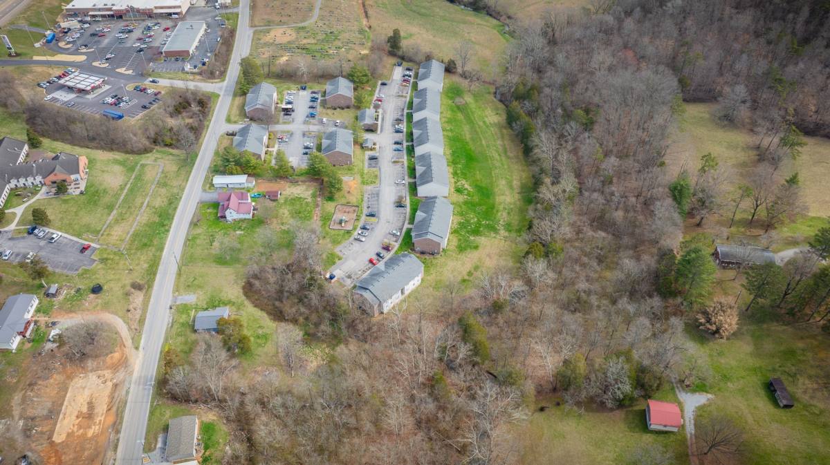 Apartment for rent at 1330 Main Steet, Maynardville, TN 37807