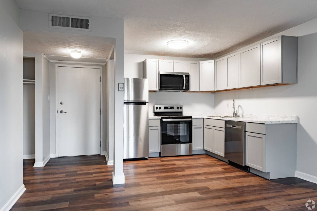 Apartment for rent at 1606 Lucia Ave, Louisville, KY 40204