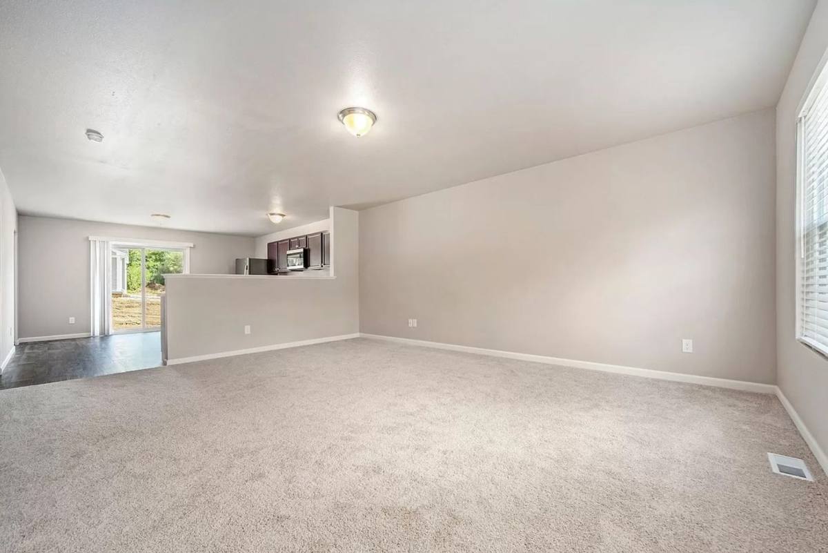 House for rent at 1043 Kennybrook Lane, Howell, MI 48843