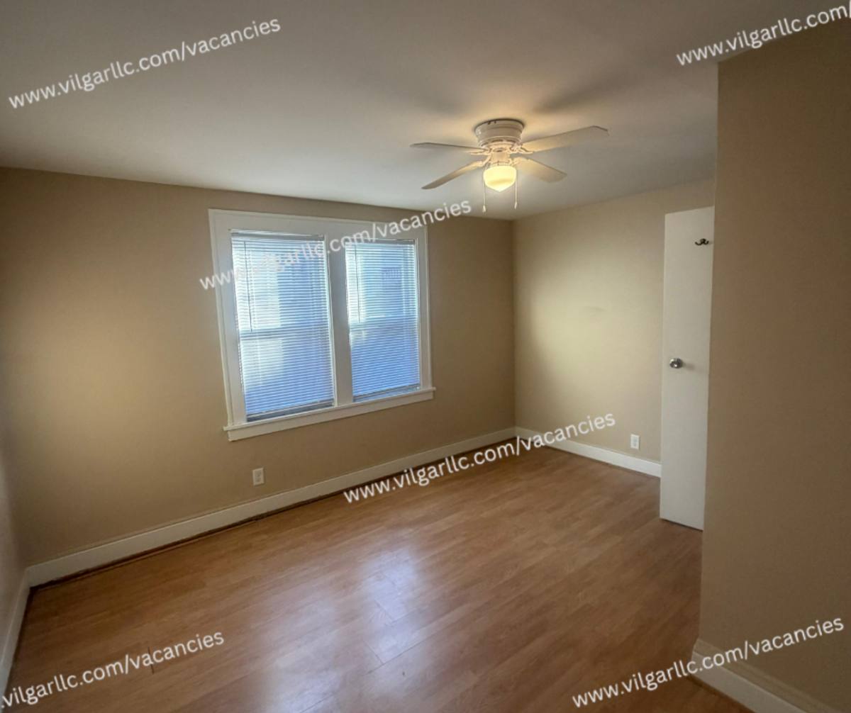 Apartment for rent at 1305 W Fred St, Whiting, IN 46394
