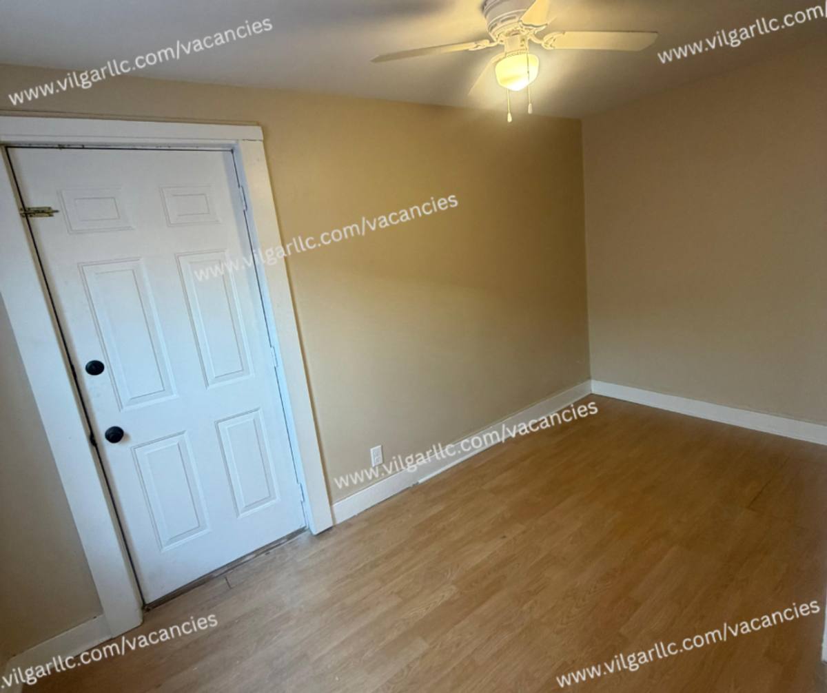 Apartment for rent at 1305 W Fred St, Whiting, IN 46394