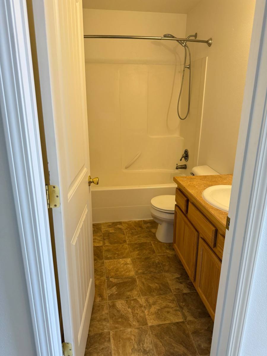 Apartment for rent at 201 9th Ave NW, Sidney, MT 59270