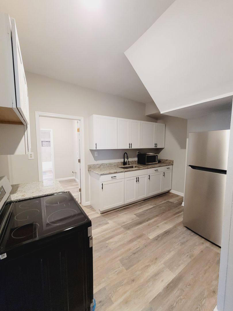 Apartment for rent at 1114 Bedford Ave, Lynchburg, VA 24504