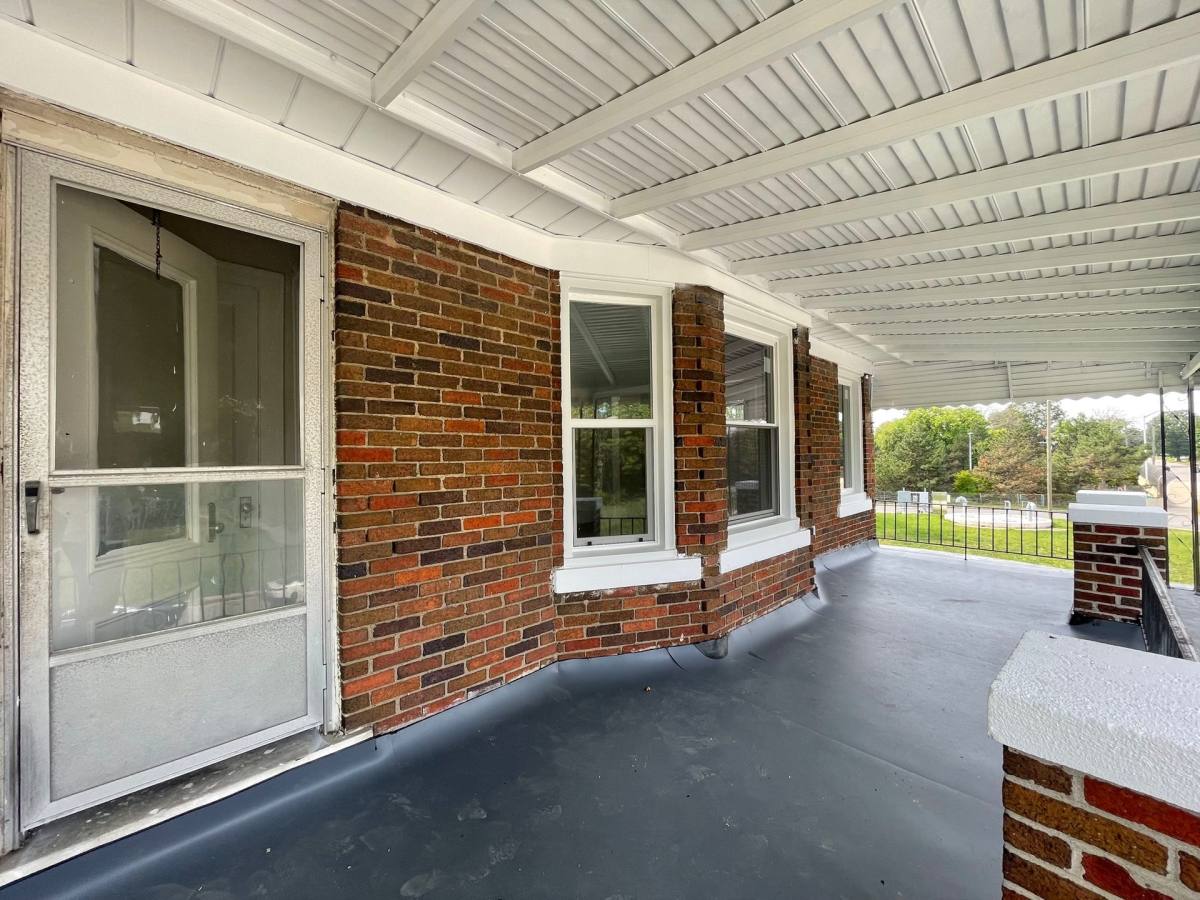 Apartment for rent at 1427 Calvert, Detroit, MI 48206