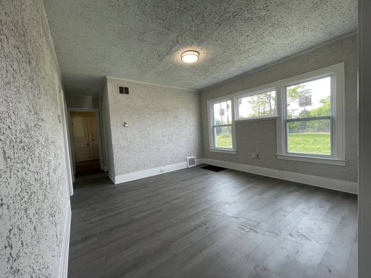 Apartment for rent at 1427 Calvert, Detroit, MI 48206