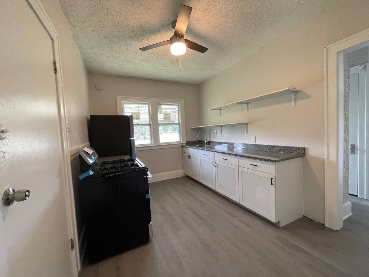 Apartment for rent at 1427 Calvert, Detroit, MI 48206