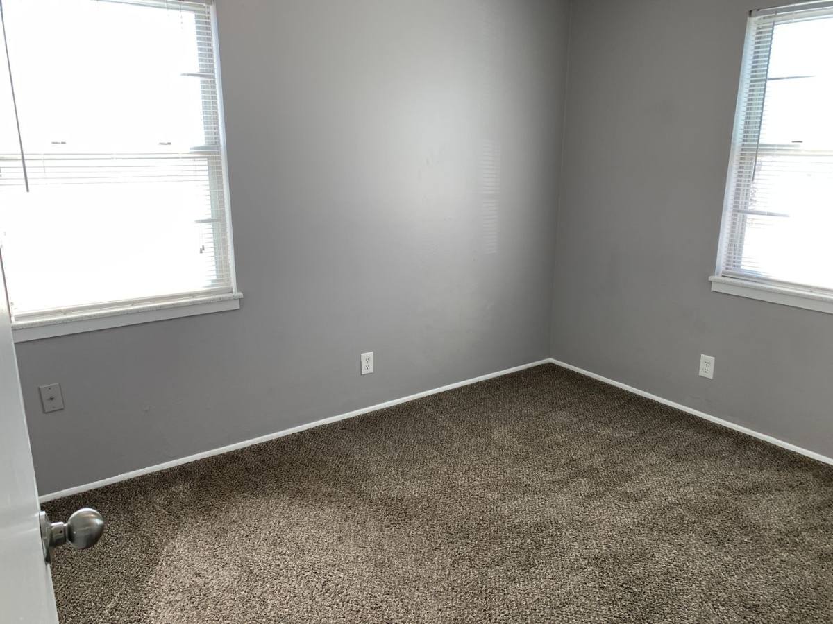 Apartment for rent at 317 Franklin Ave, Warrensburg, MO 64093