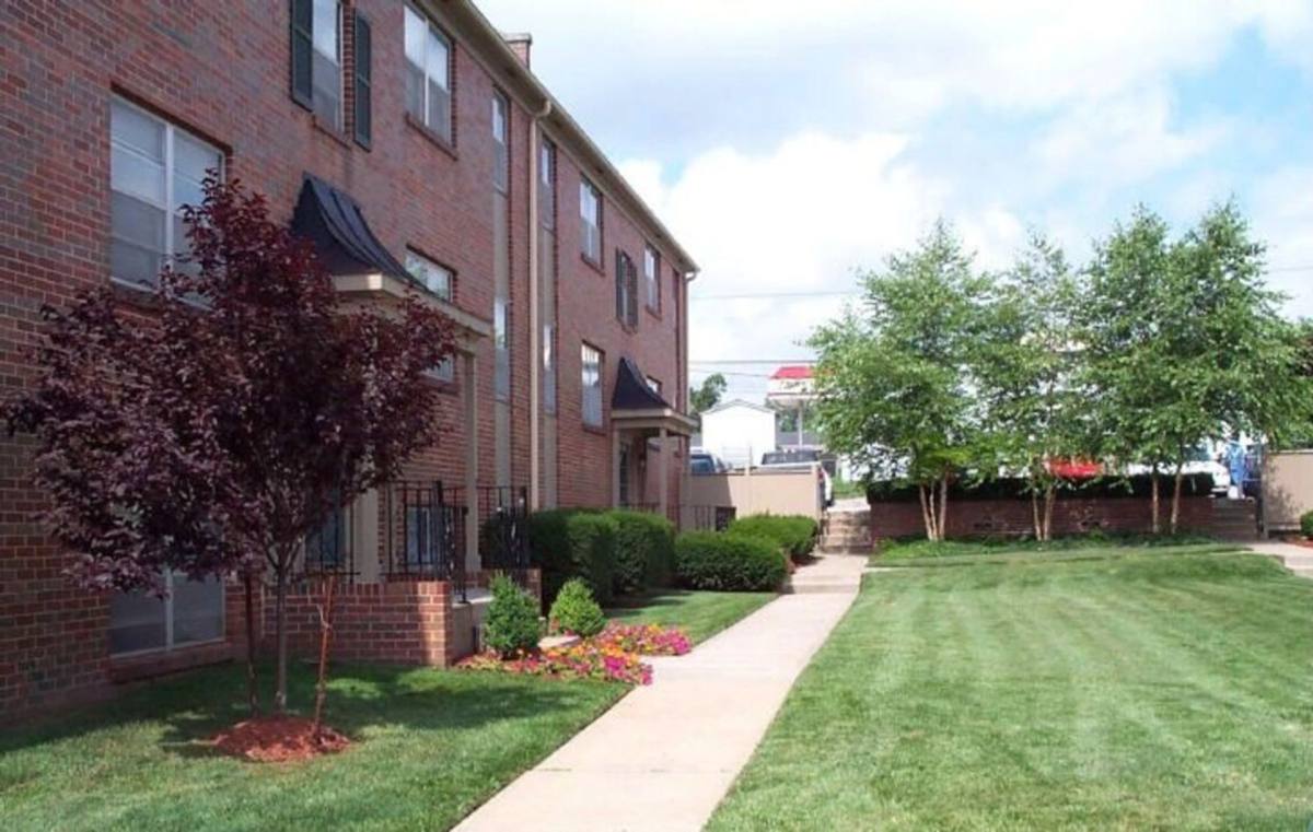 Apartment for rent at 317 Franklin Ave, Warrensburg, MO 64093