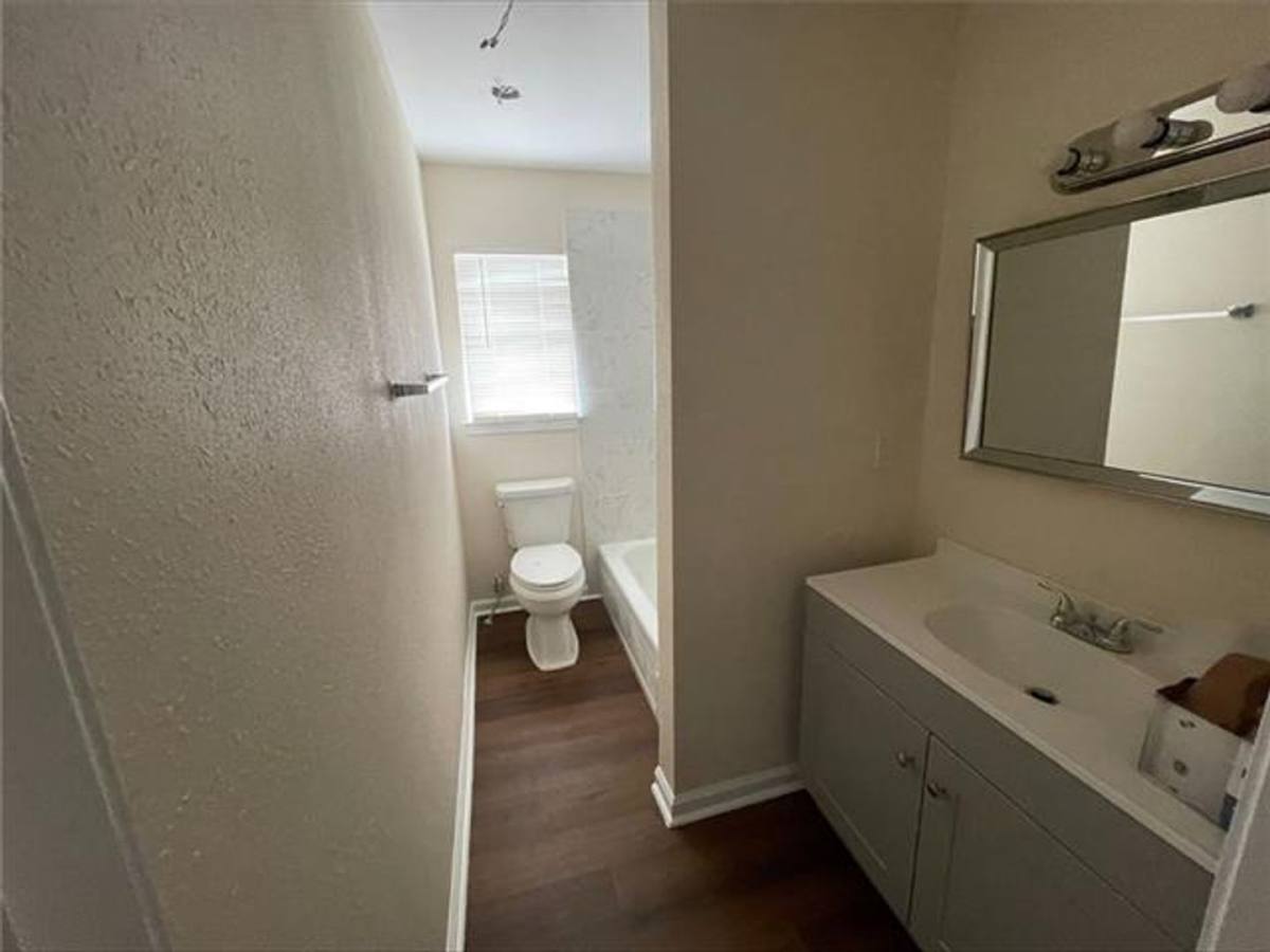 Apartment for rent at 4417 Tabony St, Metairie, LA 70006