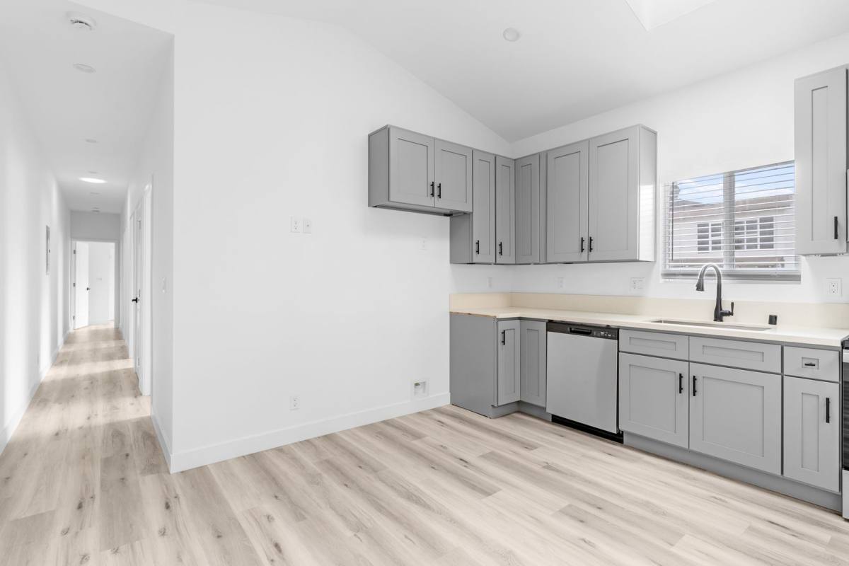 Apartment for rent at 12602 Kensington Lane, Garden Grove, CA 92840