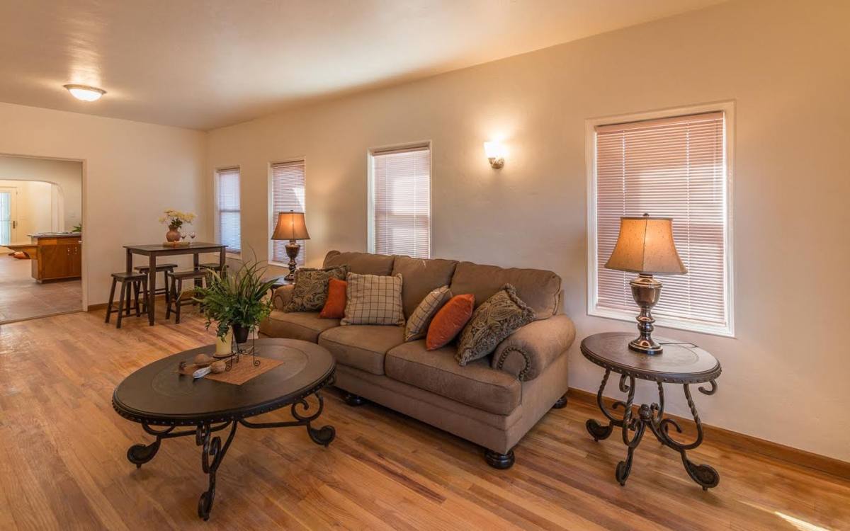 House for rent at 1124 E 10th St, Tucson, AZ 85719