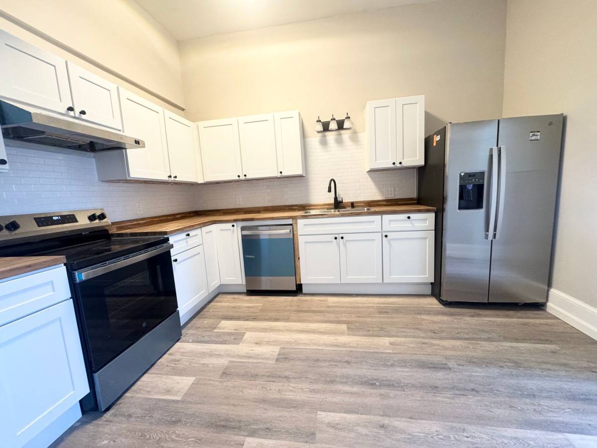 Apartment for rent at 212 N Martin Luther King Jr Dr, Elizabeth City, NC 27909