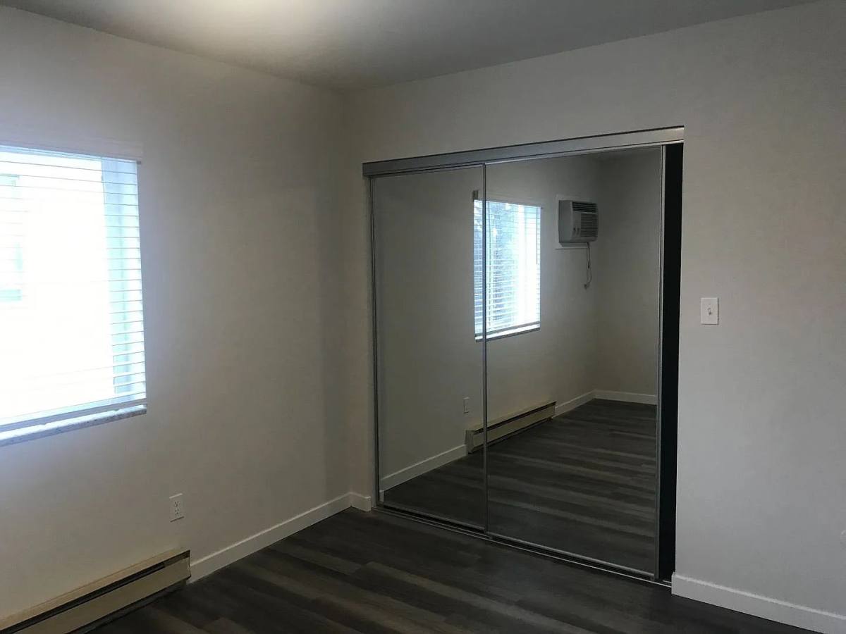 Apartment for rent at 519-523 N Lincoln St, Bloomington, IN 47408